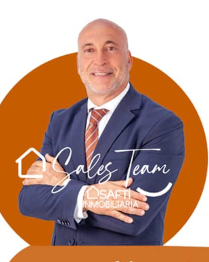 Pedro, agente principal de NEXO Inmobiliaria de Barcelona a la Costa Brava